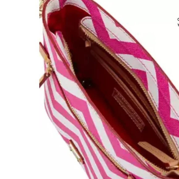 NWT Dooney & Bourke Small Zip Crossbody- Chevron Fuchsia/White - Picture 12 of 12